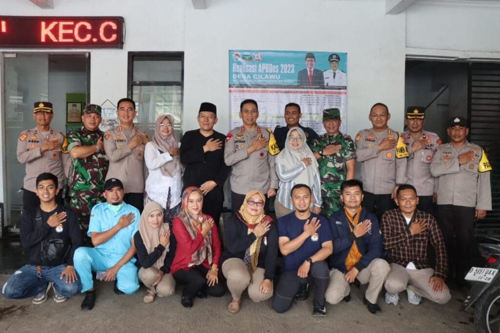 Pasca Pemilu Kapolda Jabar Tinjau Kesiapsiagaan Penyelenggara Pemilu Dan Personil Pam Tps Di Garut