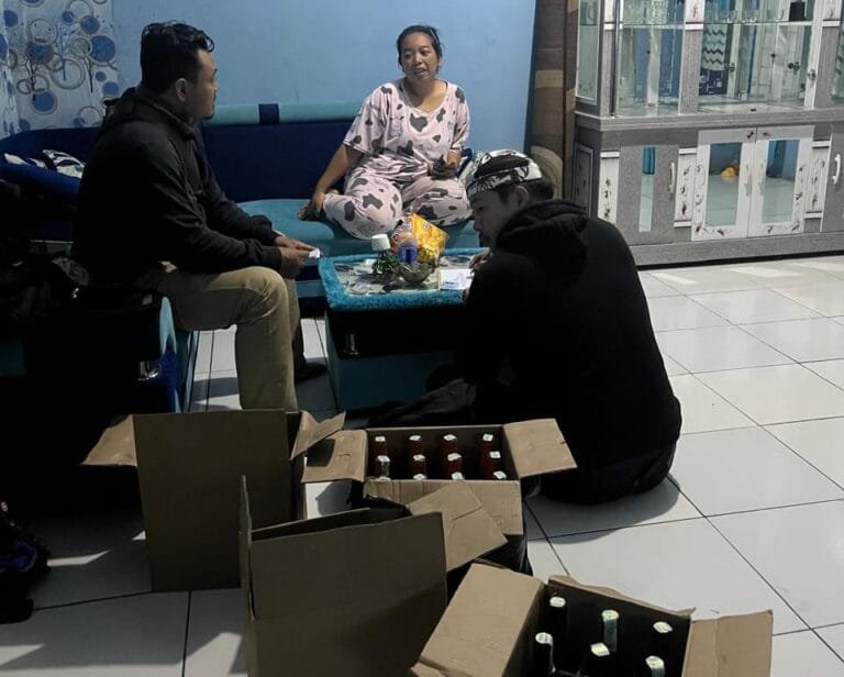 Satuan Reserse Narkoba Polres Garut, Laksanakan Razia Minuman Keras Dalam Rangka OPS KRYD