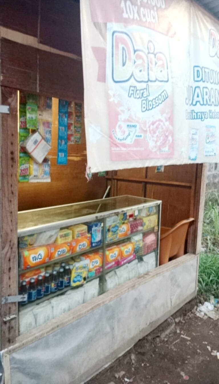 Toko Tramadol Berkedok Kosmetik Dan Counter Pulsa Yang Menjamur Di Wilayah Kecamatan Cikarang Selatan