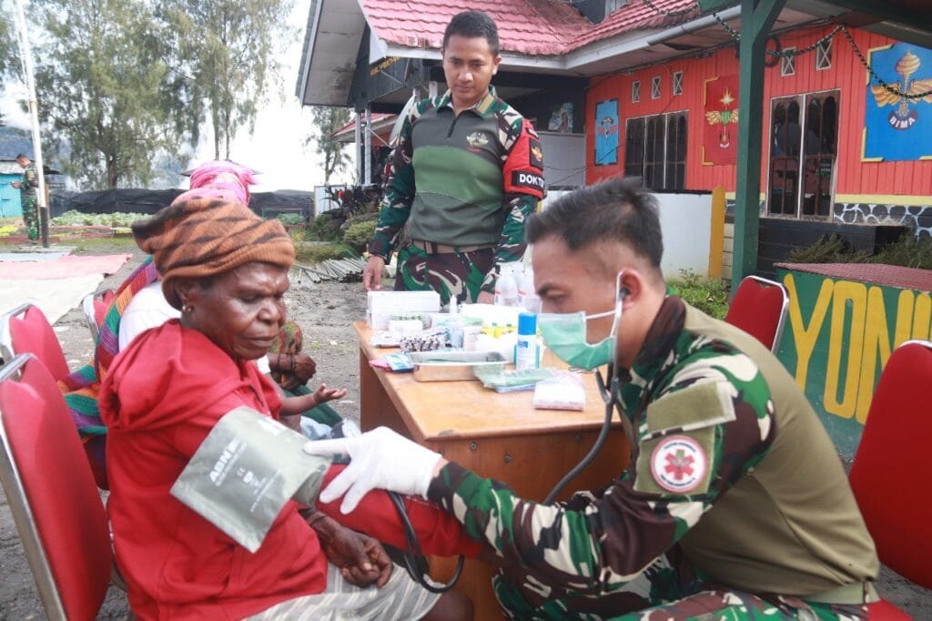 Layanan Kesehatan Halo Doc Satgas 330, Dari Tri Dharma Untuk Warga Intan Jaya