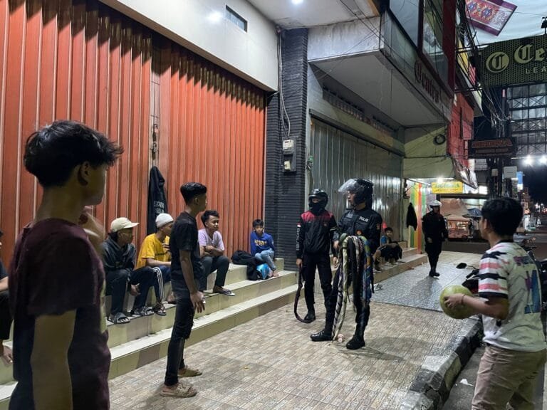 Sat Samapta Polres Garut Amankan Remaja Yang Akan Perang Sarung