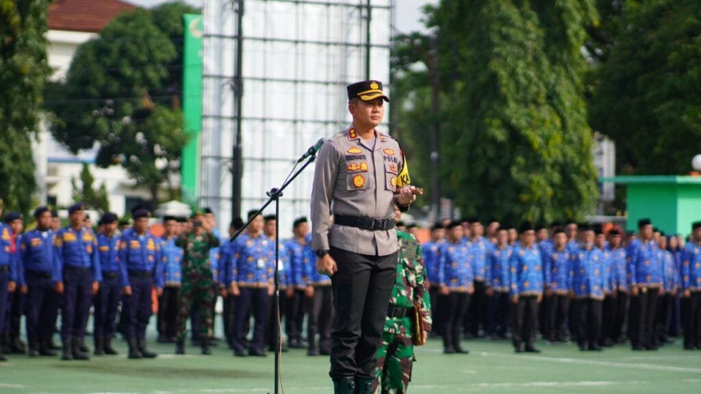 Kapolres Karawang Pimpin Upacara Kesadaran Nasional Tahun 2024