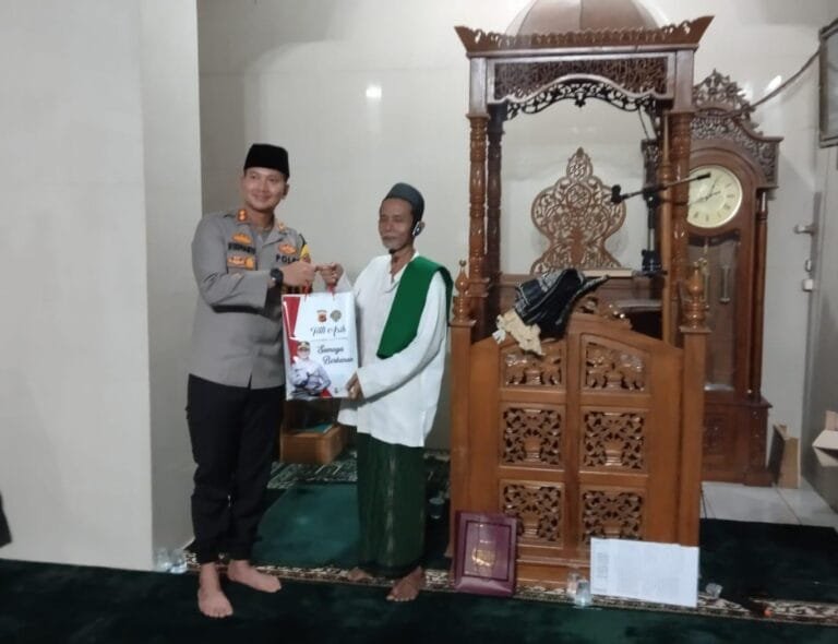 Polsek Banyusari Melaksanakan Kegiatan Safari Ramadhan Tarling Tingkat Kabupaten Karawang