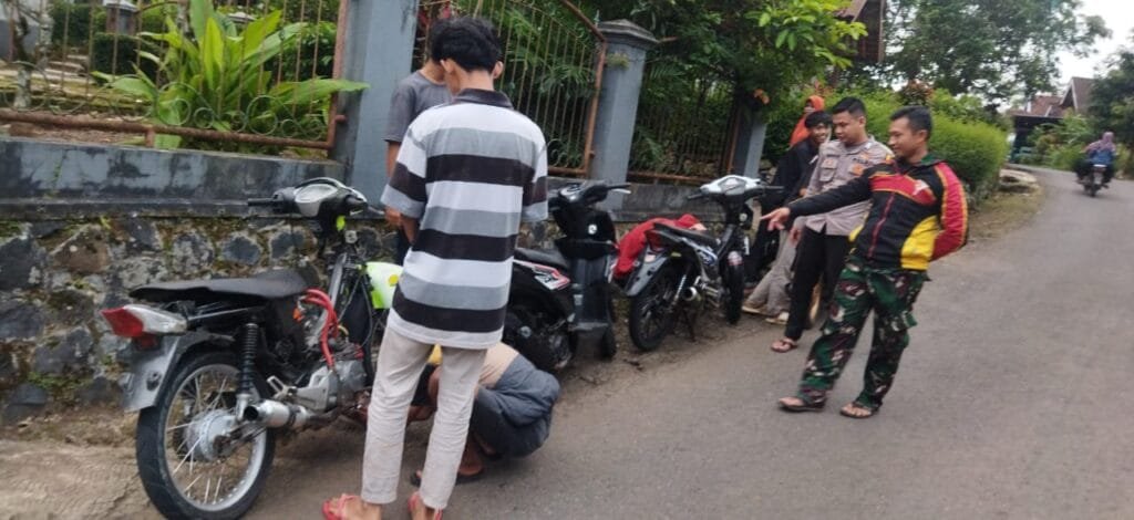 Ganggu Ketertiban Umum Polsek Bungbulang Polres Garut Tindak Tegas Pengguna Knalpot Tidak Sesuai Spesifikasi Teknis Di Jalan Kampung