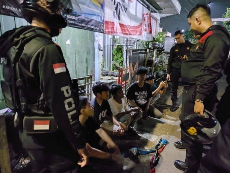 Sat Samapta Polres Garut Gagalkan Perang Sarung