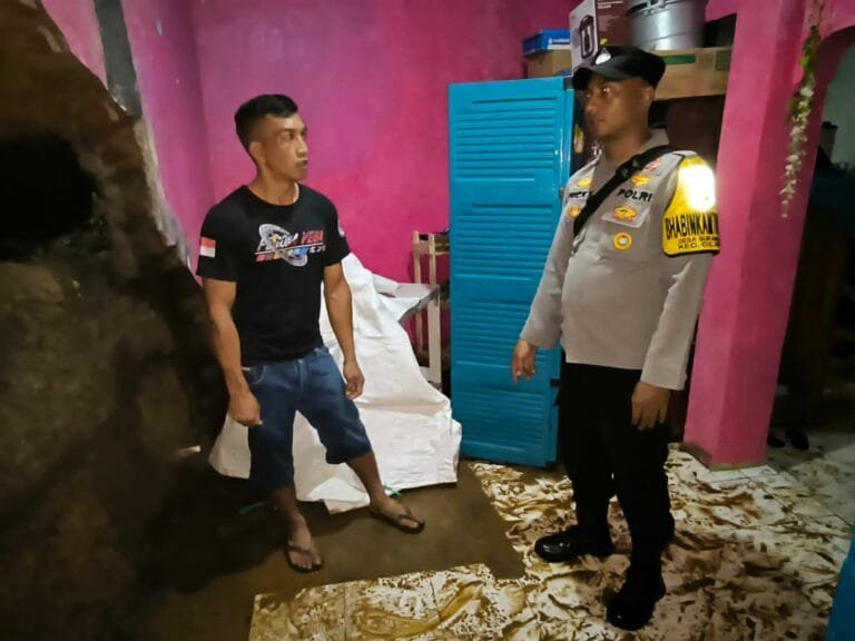 Kapolsek Cilawu Mendatangi TKP Bencana Alam Tanah Longsor