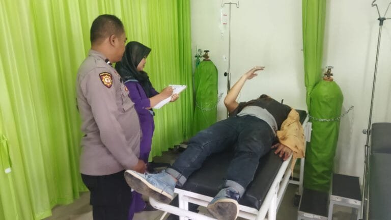 Polsek Leles Gelar Olah TKP Laka Lantas Kendaraan R2 Dengan R4