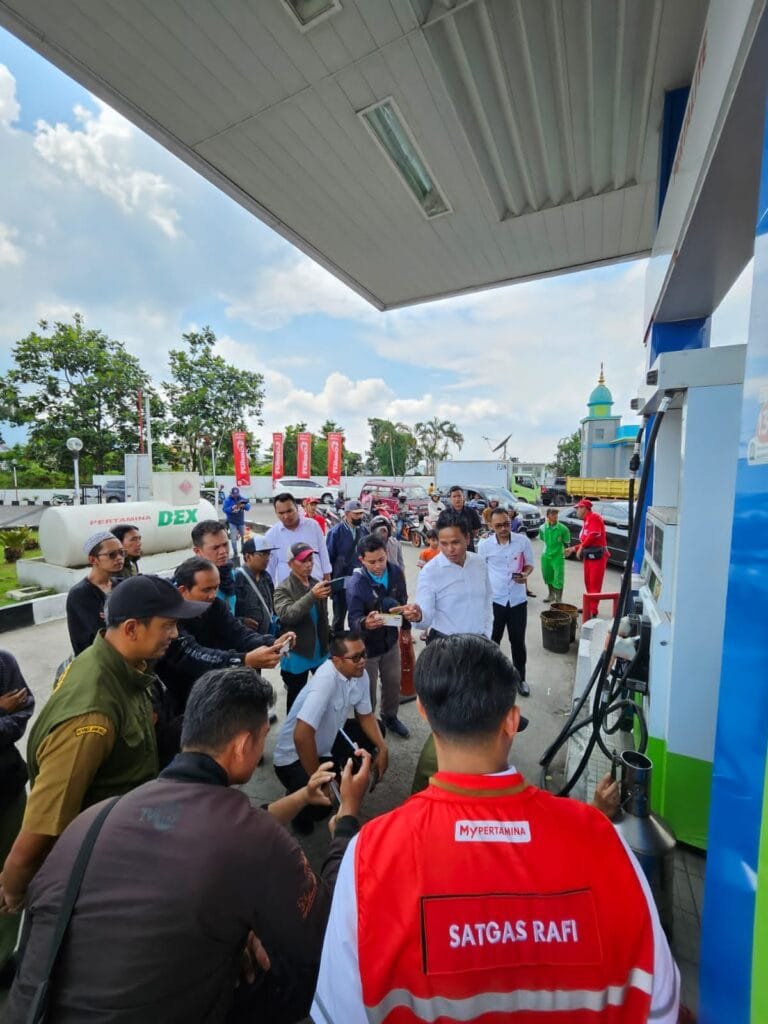 Sat Reskrim Polres Garut Cek Sejumlah SPBU Antisipasi Kecurangan