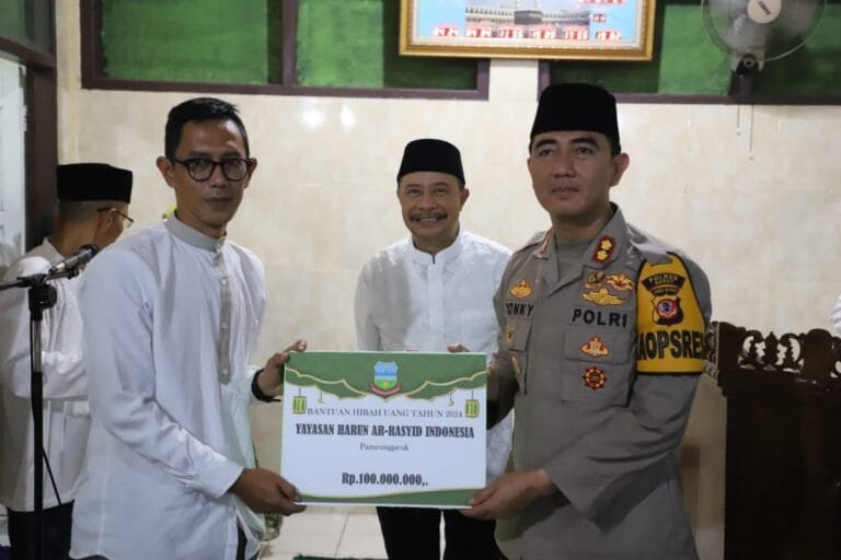 Polres Garut Bersama Pemkab Garut Kembali Bersafari Ramadhan Ke Masjid Besar Cisompet