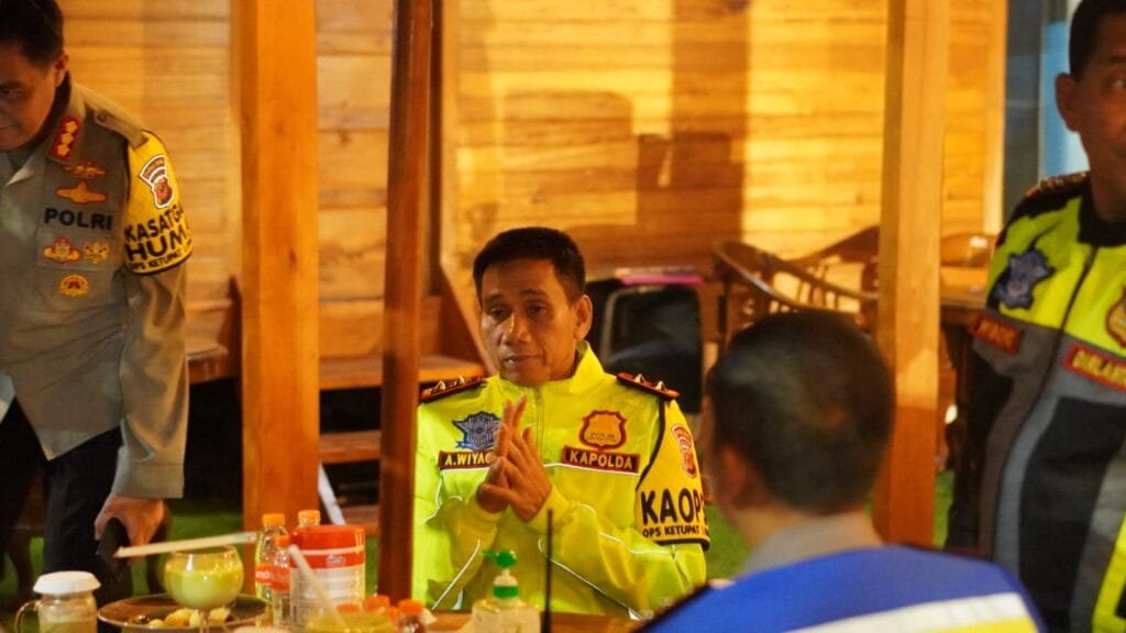 Kapolda Jabar Tinjau Pos Pengamanan Terpadu Rest Area KM 57 Jalur Tol Jakarta-Cikampek