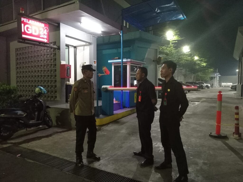 Polres Karawang, Polisi Sambangi Mitra Keamanan RS. Permata Keluarga