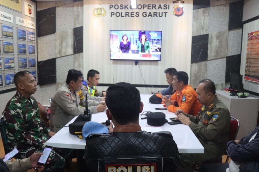 Polres Garut Patroli Mitigasi Bencana Paska Gempa, 53 Bangunan Rusak