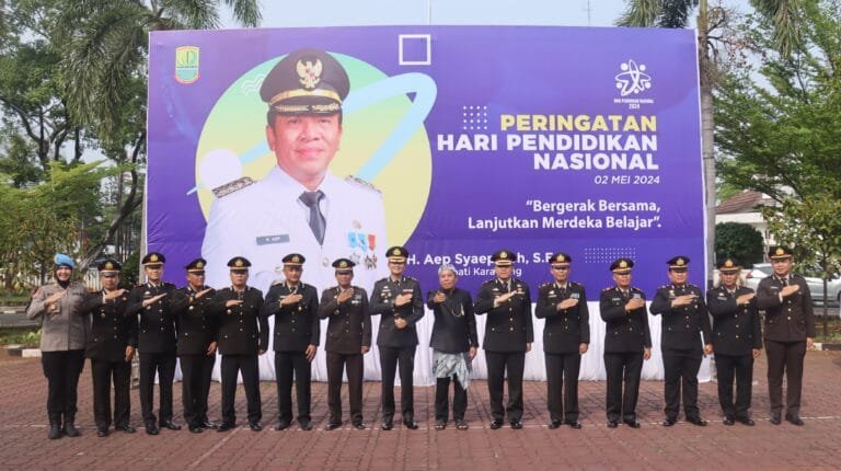 Kapolres Karawang Hadiri Upacara Peringatan Hari Pendidikan Nasional