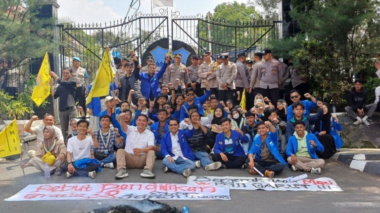 Polres Garut Kawal Aksi Unjuk Rasa PC PMII Cabang Garut