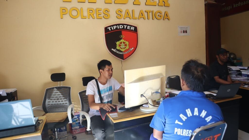 Apes, Kelelahan di Pinggir Jalan Pengangsu BBM Diciduk Polisi