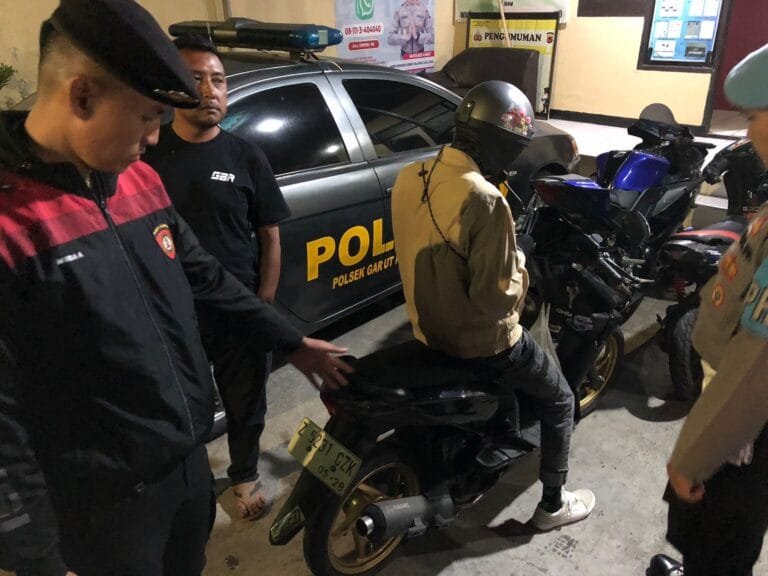 Satgas Samapta Polres Garut Gencar Lakukan Penertiban Kendaraan dan Himbauan Kamtibmas Kepada Masyarakat