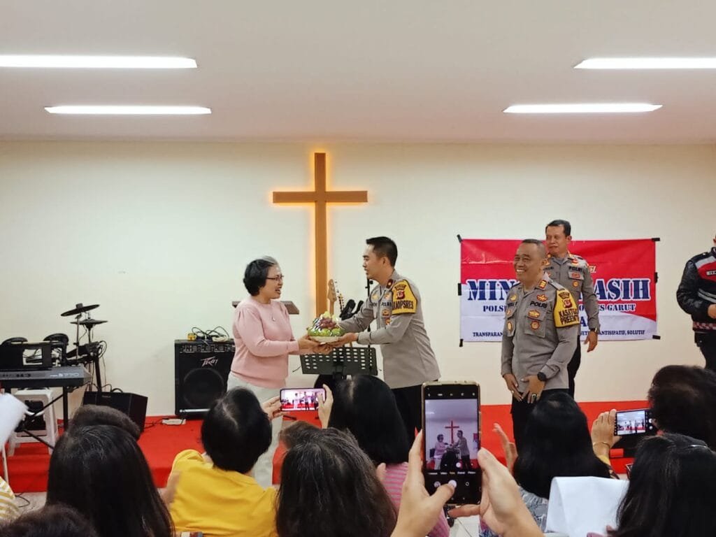 Tampung Aspirasi Warga Polres Garut Gelar Kegiatan Minggu Kasih