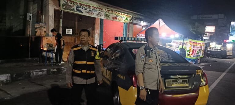 Polres Karawang Gelar Patroli Prekat Dini Hari di Jalan Kertabumi