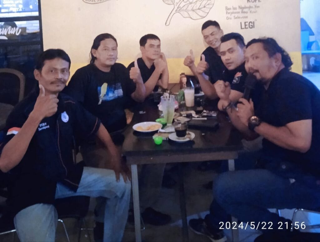 Pimred ; Ajak Pinum Media Tribun Nasional News dan LSM perkara Untuk Kolaborasi Di Cafe Dion.