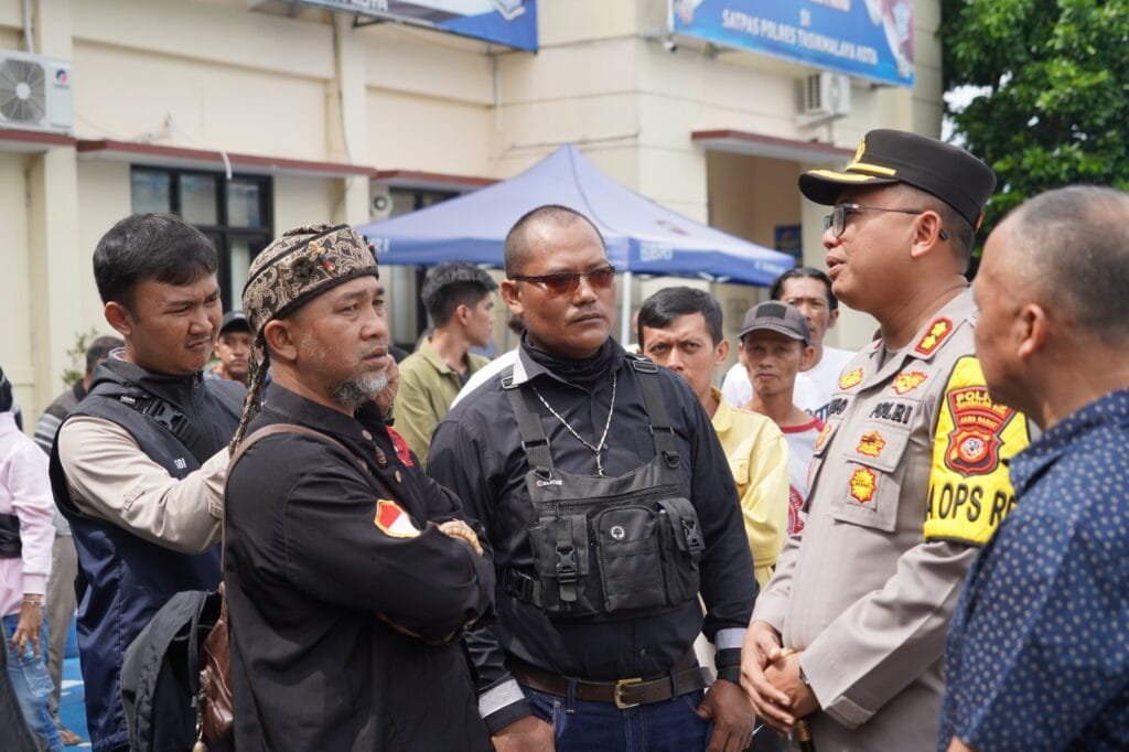 Bertempat di Mapolres Tasikmalaya Kota,Geng Motor Meresahkan Dibubarkan