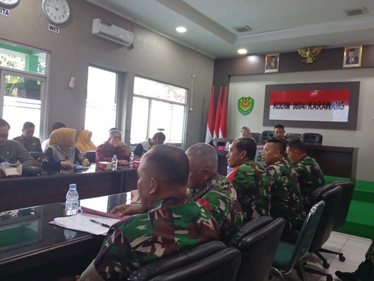Kapolsek Rengasdengklok Hadiri Kegiatan Rapat Koordinasi Persiapan BSMSS TA 2024 Di Makodim Karawang