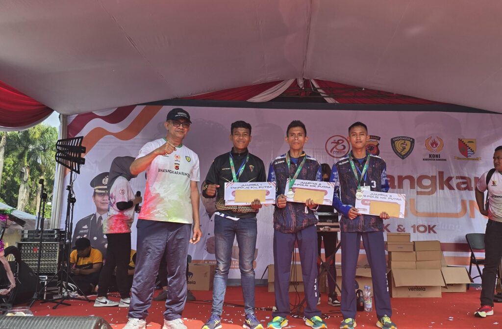 Kilau Prestasi Atlet Lari Tri Dharma, Rebut Podium Even Bhayangkara Run Polresta Bandung 1 IMG 20240629 WA0060