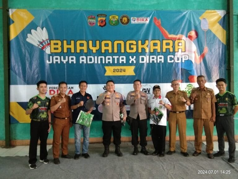 Peringati Hari Bhayangkara ke-78, Wakapolres Ciamis Buka Turnamen Batminton Bhayangkara Cup
