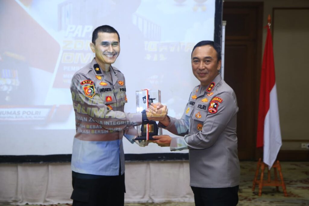Humas Polri Jalani Evaluasi Menuju WBK dan WBBM 1 IMG 20240805 WA0093
