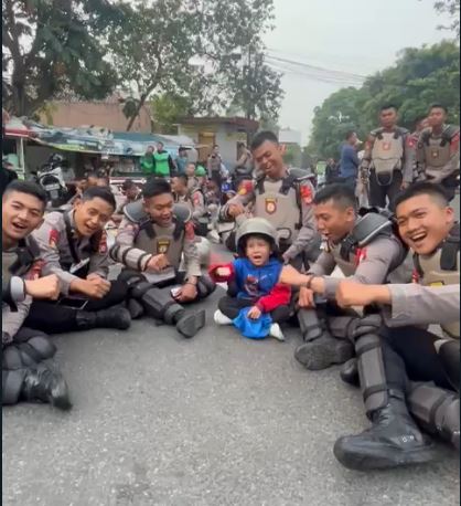 Polres Garut Kawal Aksi Demo Dengan Humanis 1 IMG 20240824 WA0120
