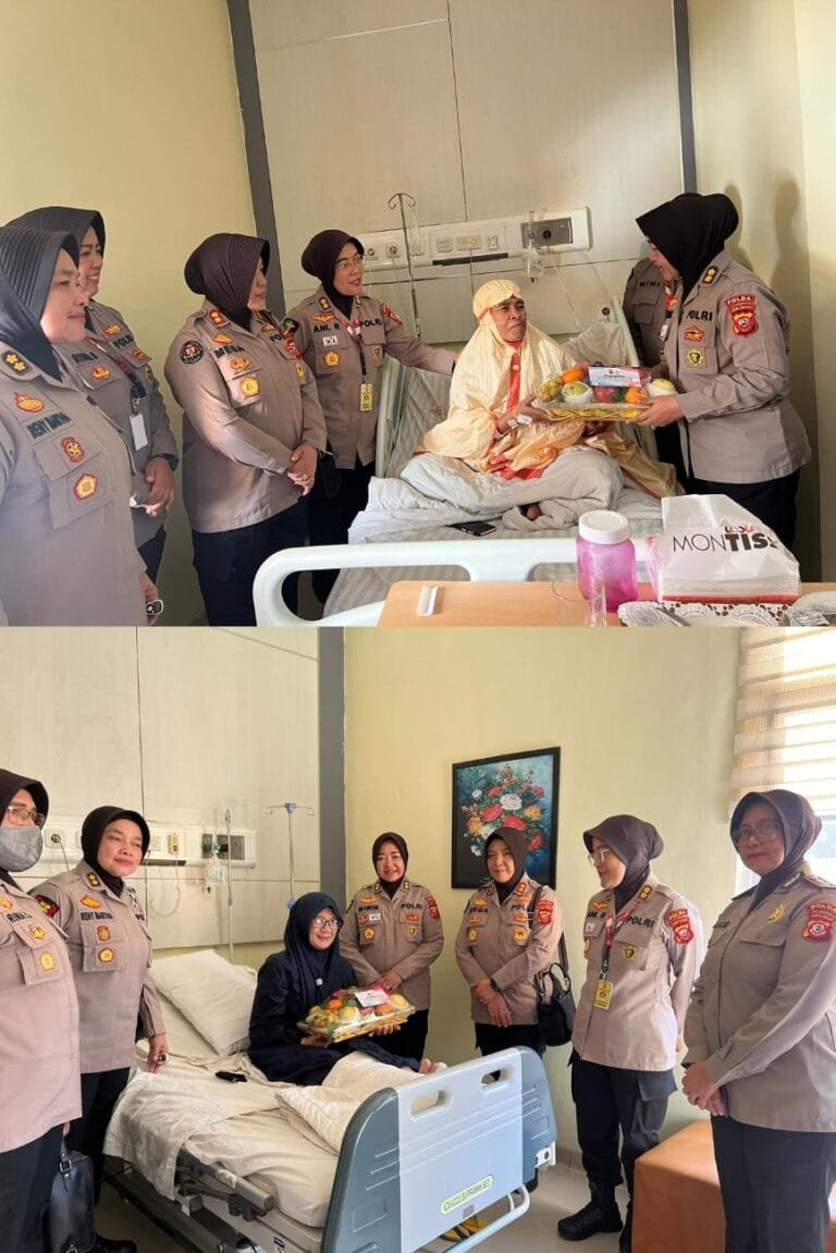 Sambut Hari Ulang Tahun, Polwan Polda Jabar Kunjungi Purnawirawan dan Keluarga Anggota Polri Yang Sakit