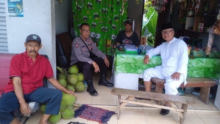 Perkuat Sinergitas, Polsek Rancah Polres Ciamis Koorkom Kamtibmas ke Tomas di Patakaharja