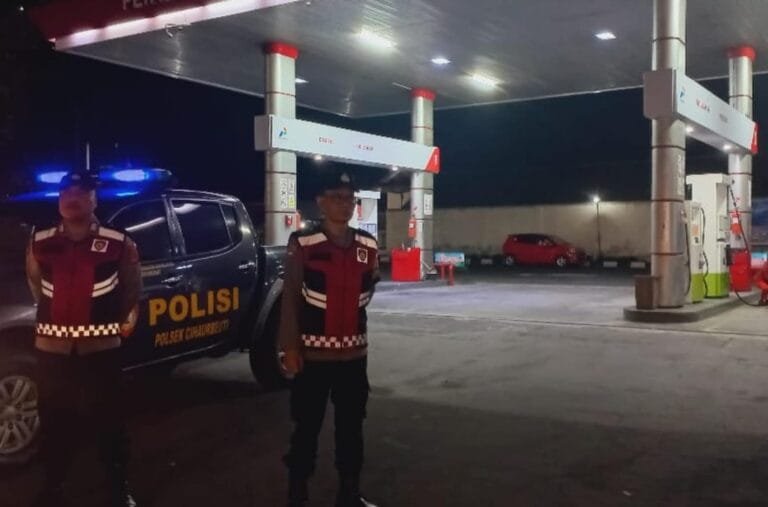 Polsek Cihaurbeuti Polres Ciamis Patroli Biru Antisipasi Gangguan Kamtibmas di Masyarakat