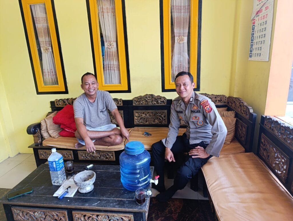 Ops Mantap Praja, Polsek Cikoneng Polres Ciamis Patroli Dialogis Koorkom ke Warga Kujang