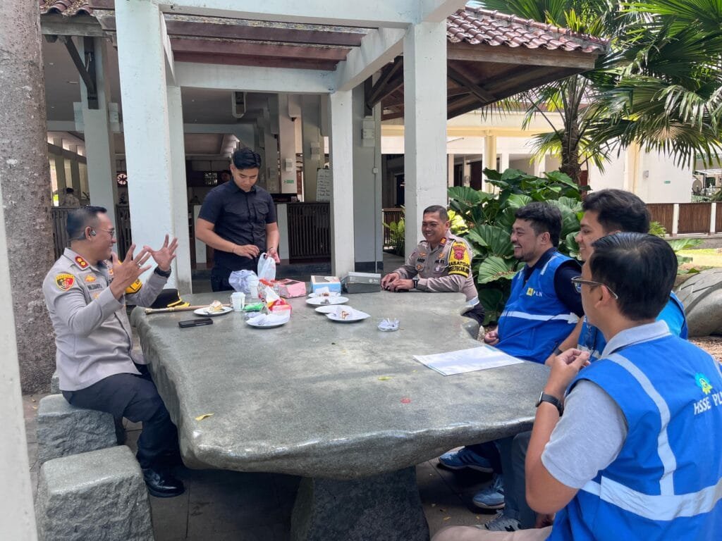 Perkuat Kolaborasi Dengan Forkopimda, PT PLN (Persero) UP3 Tasikmalaya melalui ULP Pangandaran Wujudkan Peran BUMN Dalam Memperingati Hari Sumpah Pemuda