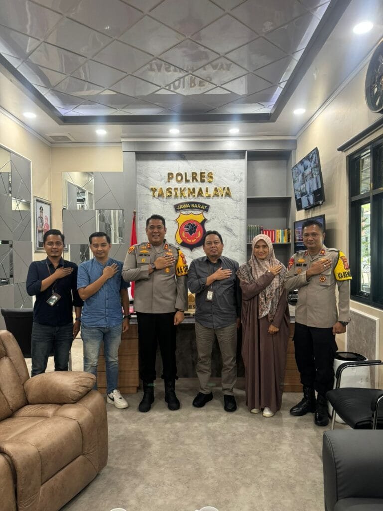 Peran BUMN Dalam Memperingati Hari Sumpah Pemuda, PLN UP3 Tasikmalaya Perkuat Sinergi Dengan Polres Kabupaten Tasikmalaya Untuk Tingkatkan Kualitas Layanan Publik