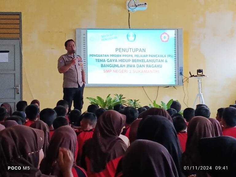 Polsek Panjalu Polres Ciamis Binluh Bahaya Bullying ke Guru dan Siswa SMPN 2 Sukamantri