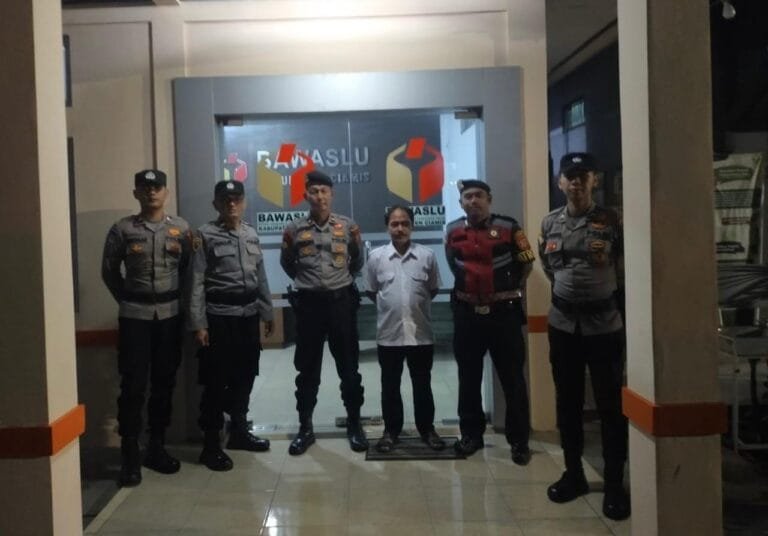 Cipta Kondisi, Polres Ciamis Patroli Dialogis ke Kantor Bawaslu Ciamis Antisipasi Ganguan Kamtibmas