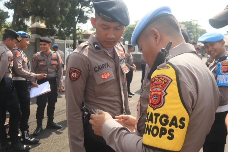 Guna Berikan Pelayanan Maksimal, Propam Polres Ciamis Cek Anggota Sat Samapta