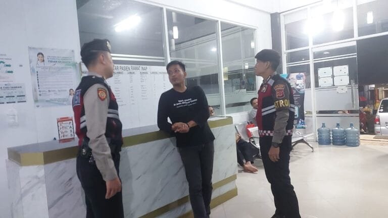 Cipkon di Malam Hari, Satuan Samapta Polres Ciamis Patroli ke RSU Al Amin