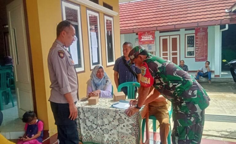Polsek Cisaga Monitoring Reses Anggota DPRD Kabupaten Ciamis di Desa Kepel