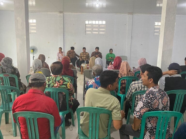 Polsek Cikoneng Monitoring Reses Anggota DPRD Kabupaten Ciamis di Desa Sukaraja