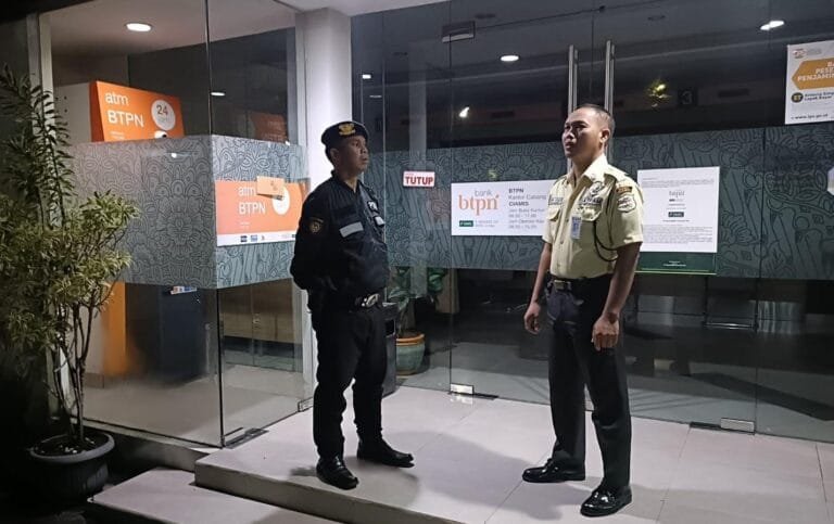 Sat Samapta Polres Ciamis Koordinasi Bersama Satpam Perbankan Antisipasi Bahaya Kamtibmas