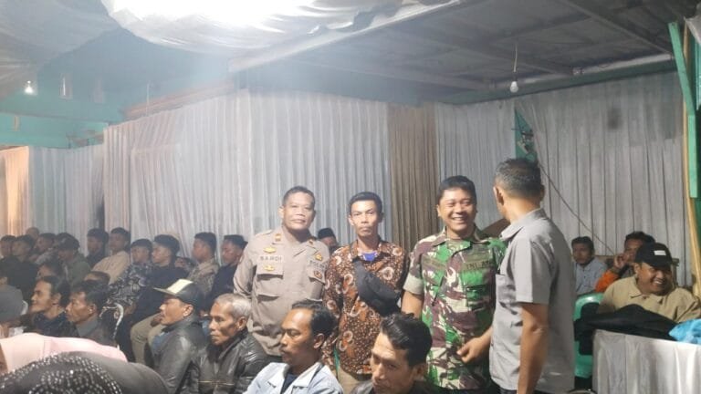 Soliditas TNI-Polri, Polsek dan Koramil Banjarsari Cooling System ke Para Tokoh di Pesawahan