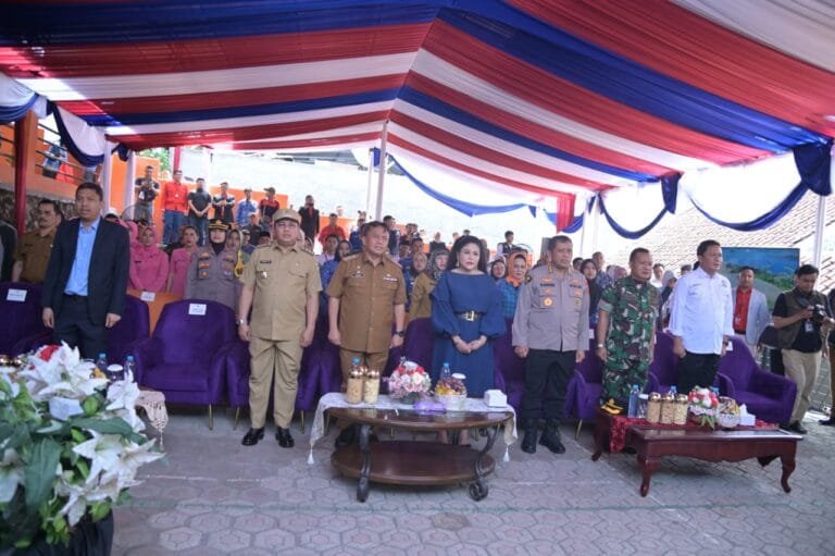 Kabid Dokkes Polda Jabar Hadiri Peluncuran Dapur Satelit End to End Program Makan Siang Bergizi Kabupaten Sumedang