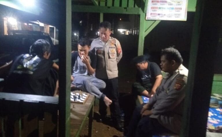 Berikan Rasa Nyaman, Polsek Rajadesa Polres Ciamis Intens Patroli KRYD ke Pemukiman Warga