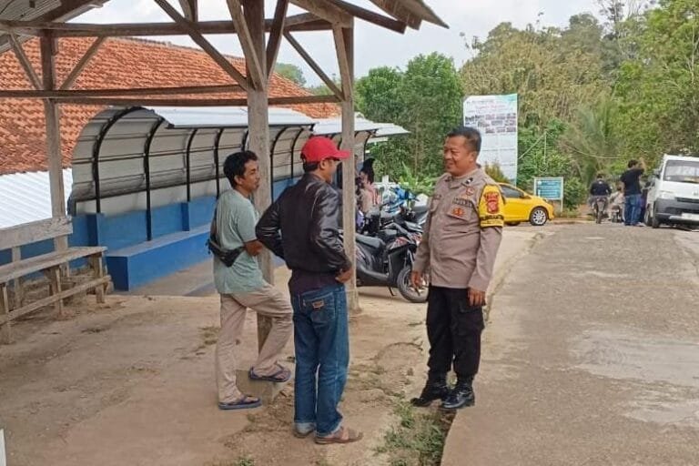Cooling System, Polsek Rajadesa Polres Ciamis Koorkom Bersama Tokoh di Desa Sirnabaya