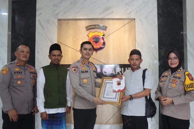 Bentuk Nyata Santri Dalam Mendukung Ketahanan Pangan Mendapat Apresiasi Polres Garut