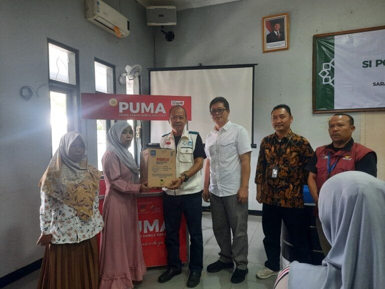 Jelang Program Manfaat Menebar Keberkahan, YBM PLN UP3 Tasikmalaya Salurkan Lima Unit Si Puma untuk Penerima Manfaat PKH di Ciamis
