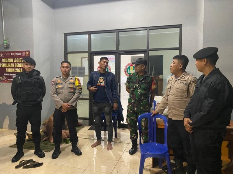 Pilkada Damai, Satgas Preventif Polres Ciamis Patroli ke Gudang Logistik PPK Cijeungjing