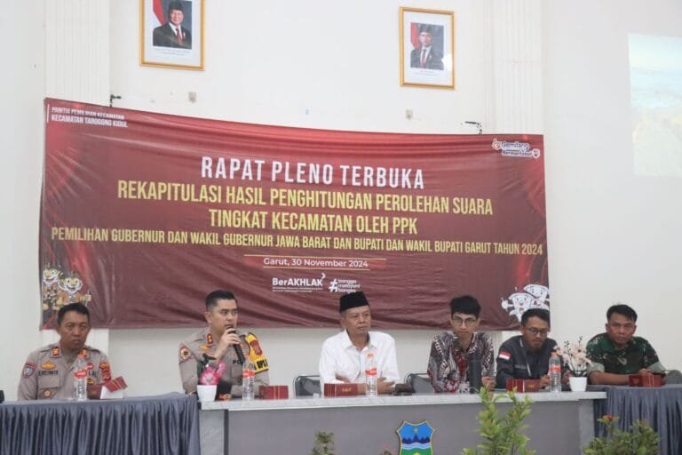 Kapolres Garut Pantau Langsung Rapat Pleno PPK Pilkada Serentak 2024